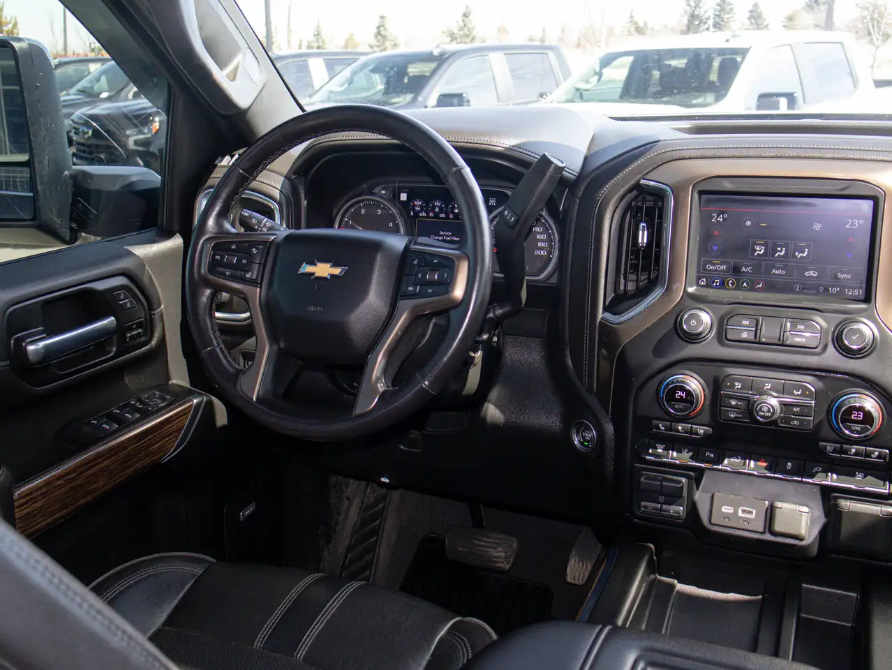 Chevrolet Silverado 2500 снимка Chevrolet Silverado 2500
