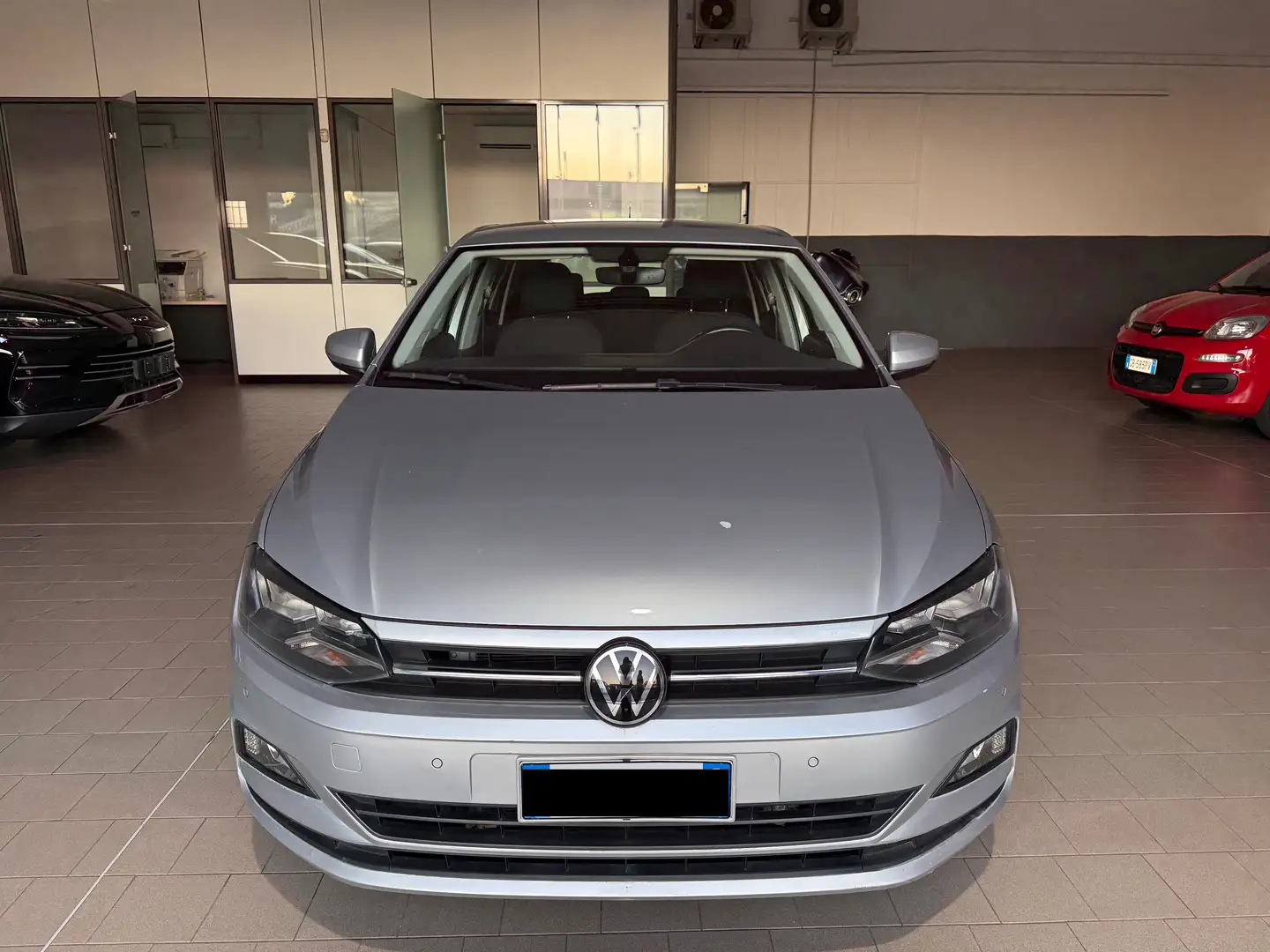 Volkswagen Polo 1.0 TSI DSG Style Zilver - 1