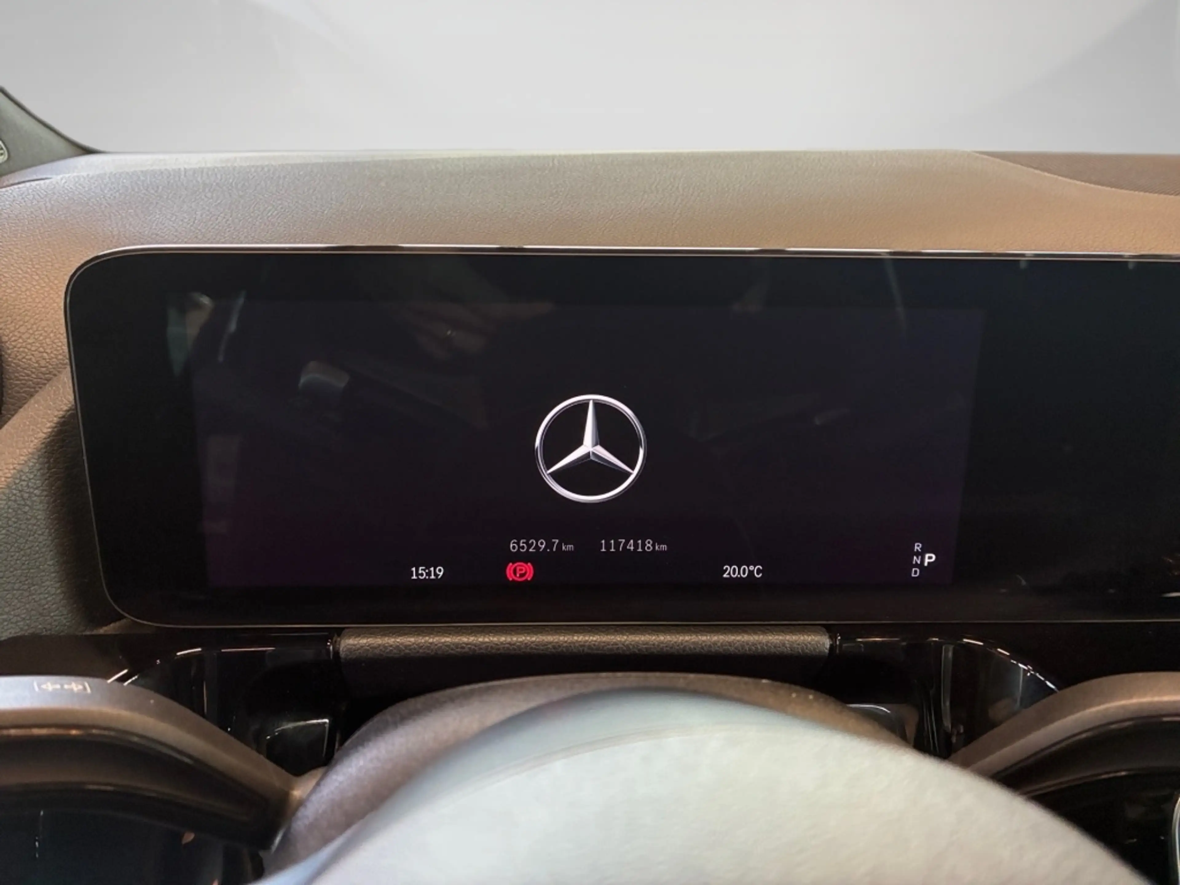 Mercedes-Benz B 220 d AMG NIGHT 360 NAVI PANO LKRDHZG AHK SHZ — photo 6