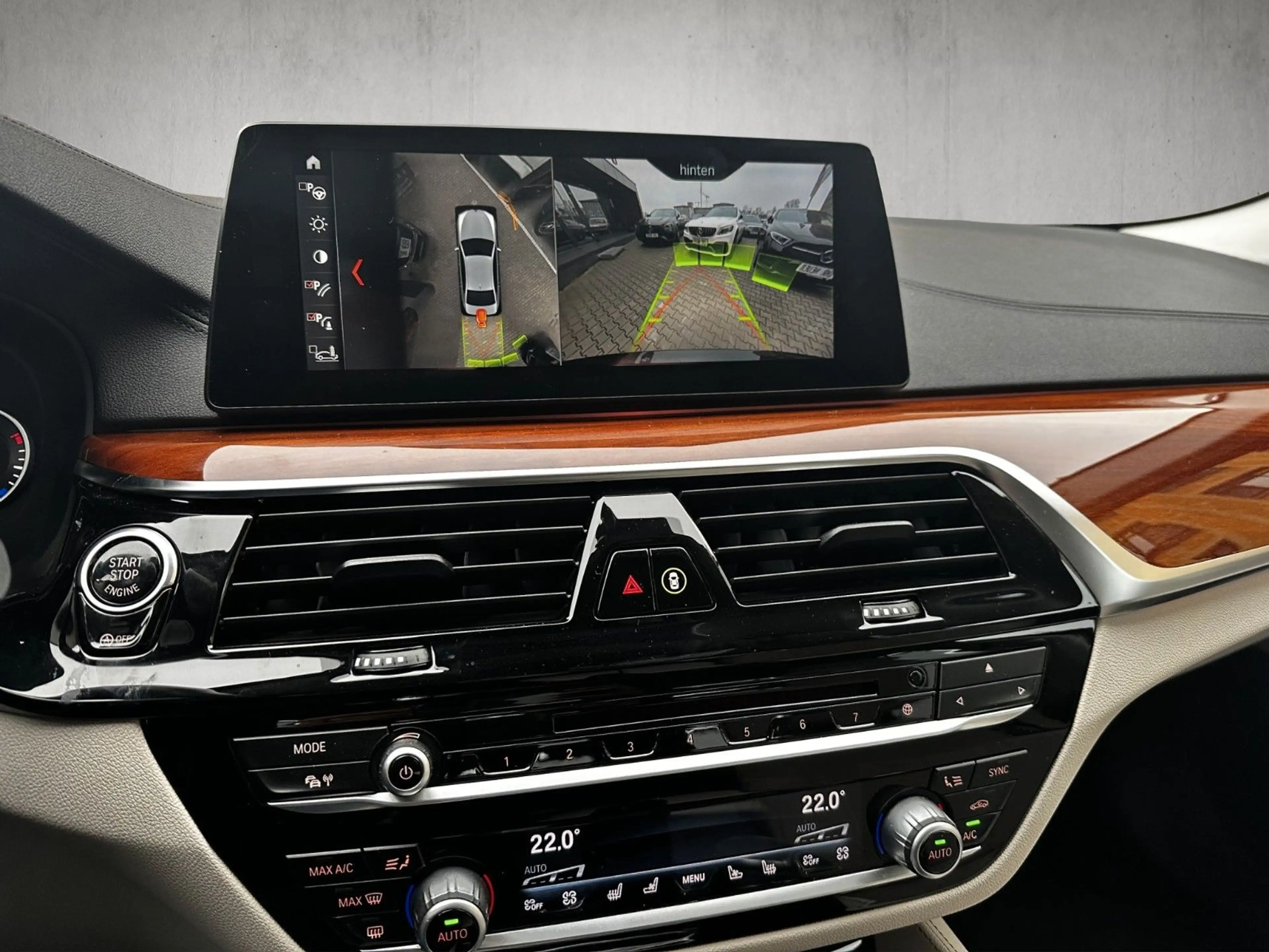BMW 540 d xDrive Luxury Line Komf.Sitze*Kamera*Stdzg — photo 5