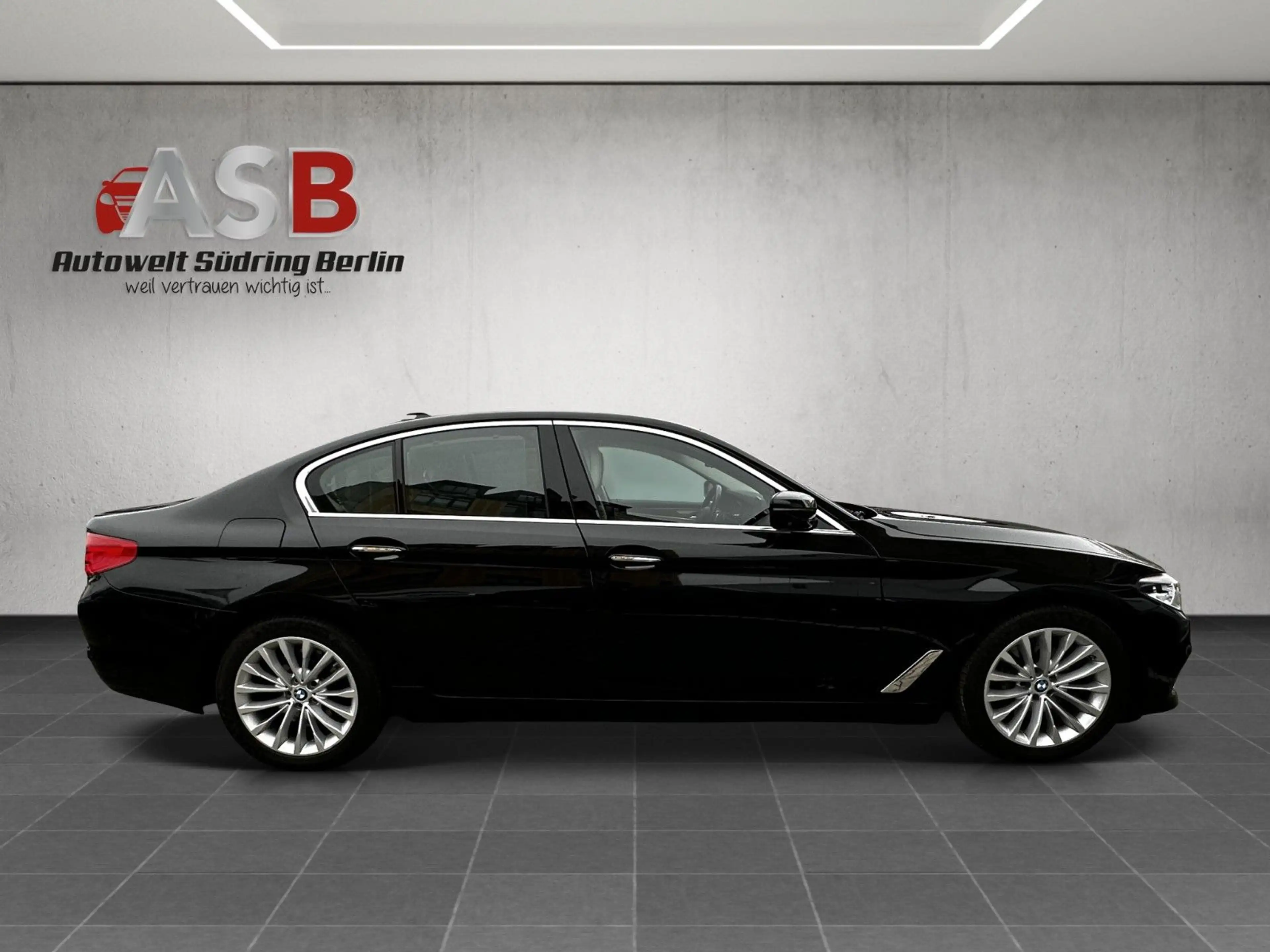 BMW 540 d xDrive Luxury Line Komf.Sitze*Kamera*Stdzg — photo 13