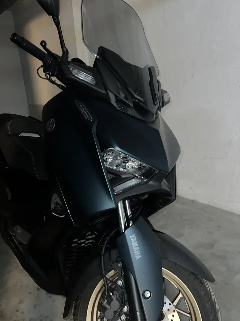 Yamaha X-Max 125 Puńos Calefactables, Posapies Aluminio, Cargador - 2