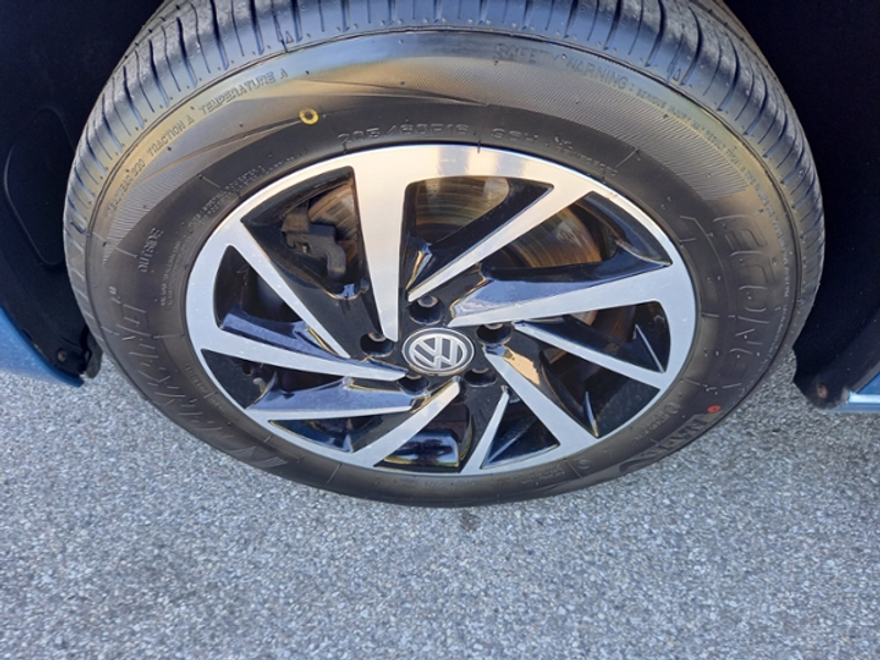Volkswagen Touran Comfortline 1,6 l TDI SCR 85 kW (115 PS) 6-Gang — photo 14