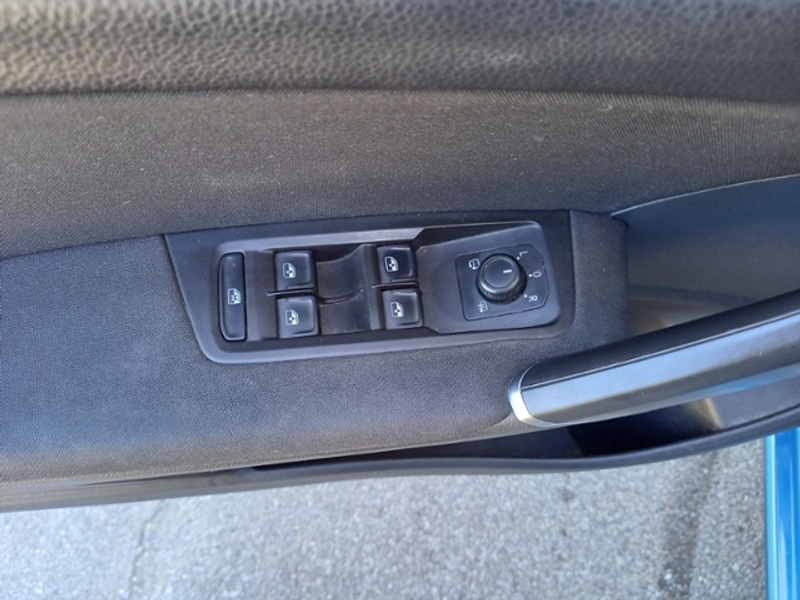 Volkswagen Touran Comfortline 1,6 l TDI SCR 85 kW (115 PS) 6-Gang — photo 11