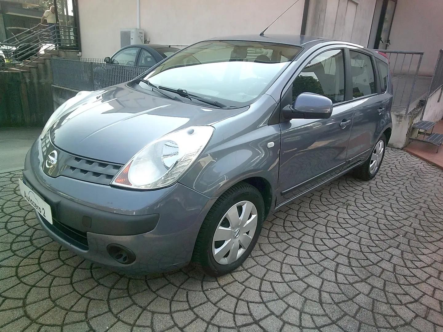 Nissan Note Note 1.4 16v Visia neopatentati Szary - 1