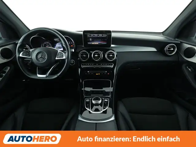Mercedes-Benz GLC view 12