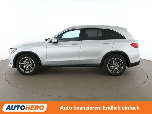 Mercedes-Benz GLC view 3