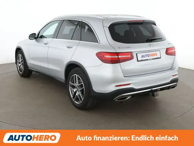 Mercedes-Benz GLC view 4
