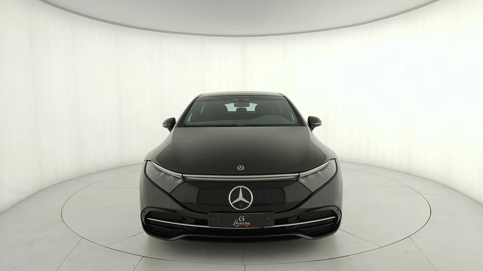 Mercedes-Benz EQS 580 Luxury 4matic Чорний - 2