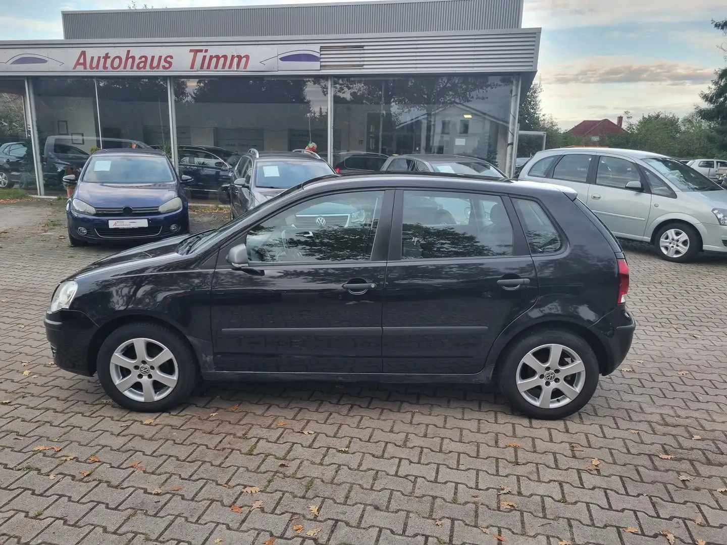 Volkswagen Polo Polo IV 5-Türer 1.4 Tour Schwarz - 2