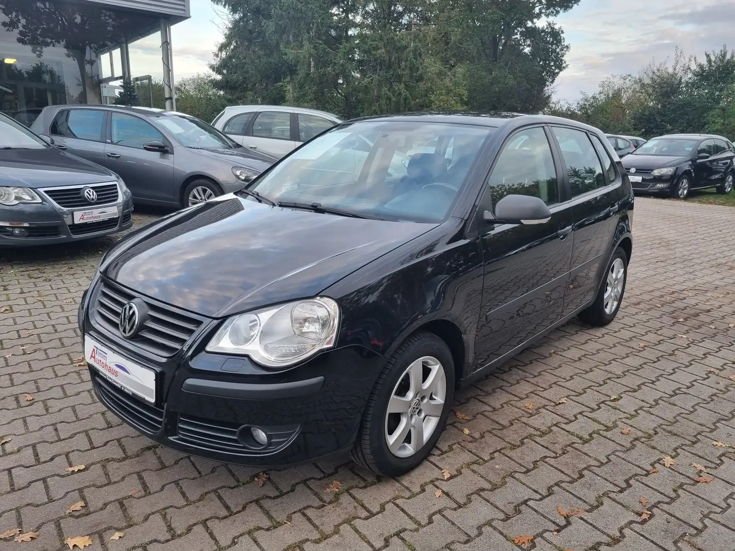Volkswagen Polo Polo IV 5-Türer 1.4 Tour Schwarz - 1