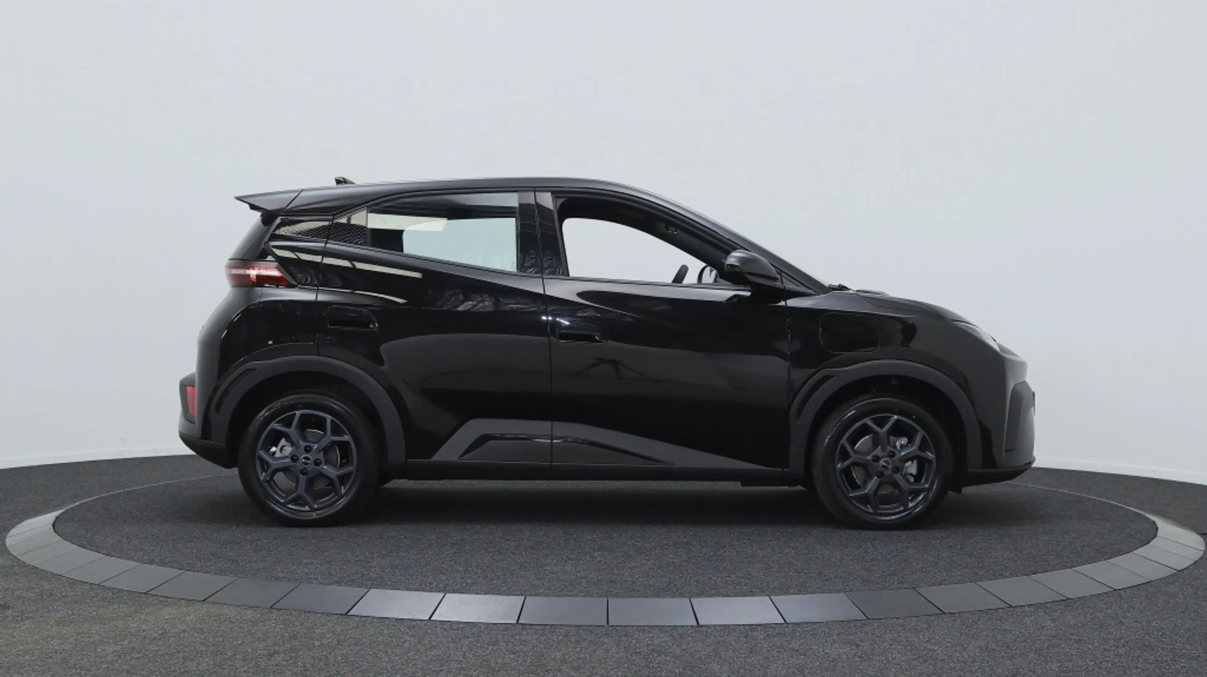 BYD Dolphin Surf Boost 43 kWh | Incl. € 2.000 ACTIE — photo 11