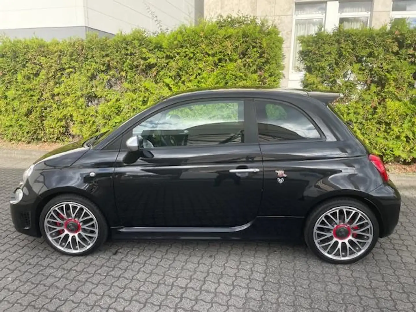 Abarth 595 Turismo 1.4T-Jet 16V Schwarz - 1