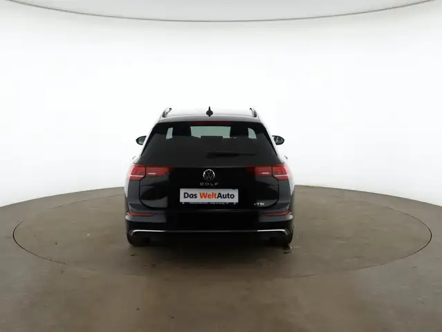 Volkswagen Golf view 6