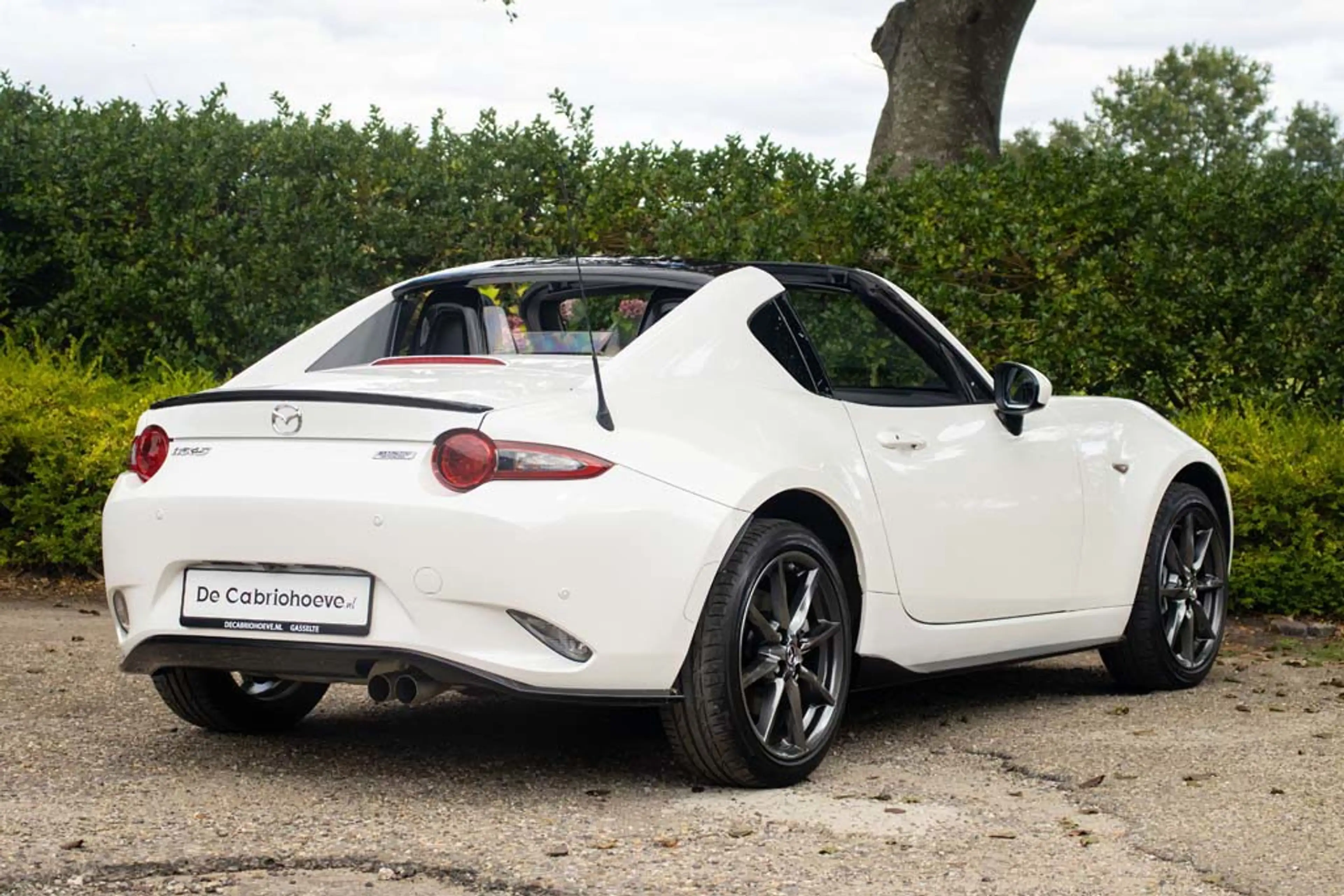 Mazda MX-5 RF NDRF 2.0l SkyActiv-G 184 GT-M Snowflake White P — photo 5