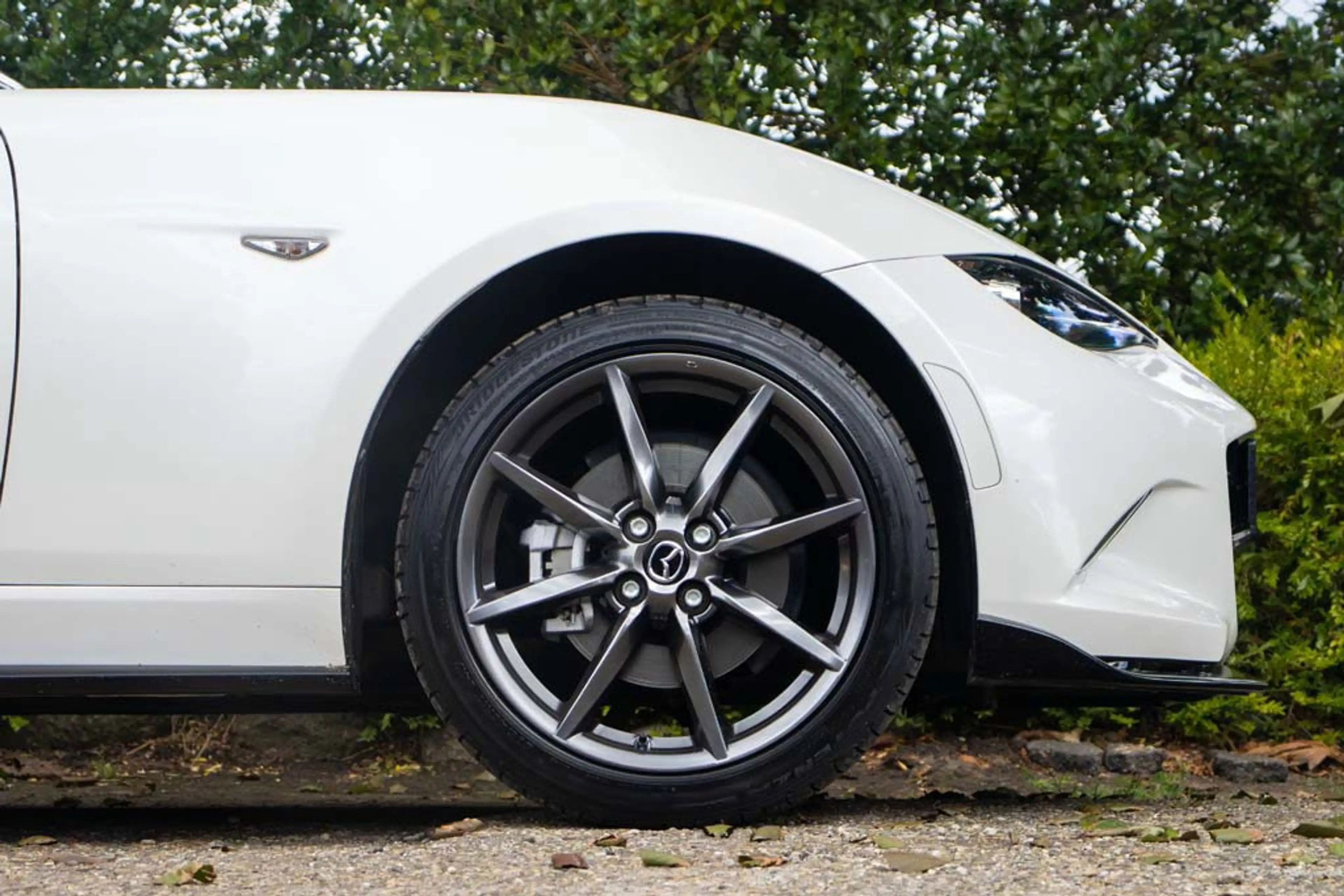 Mazda MX-5 RF NDRF 2.0l SkyActiv-G 184 GT-M Snowflake White P — photo 8