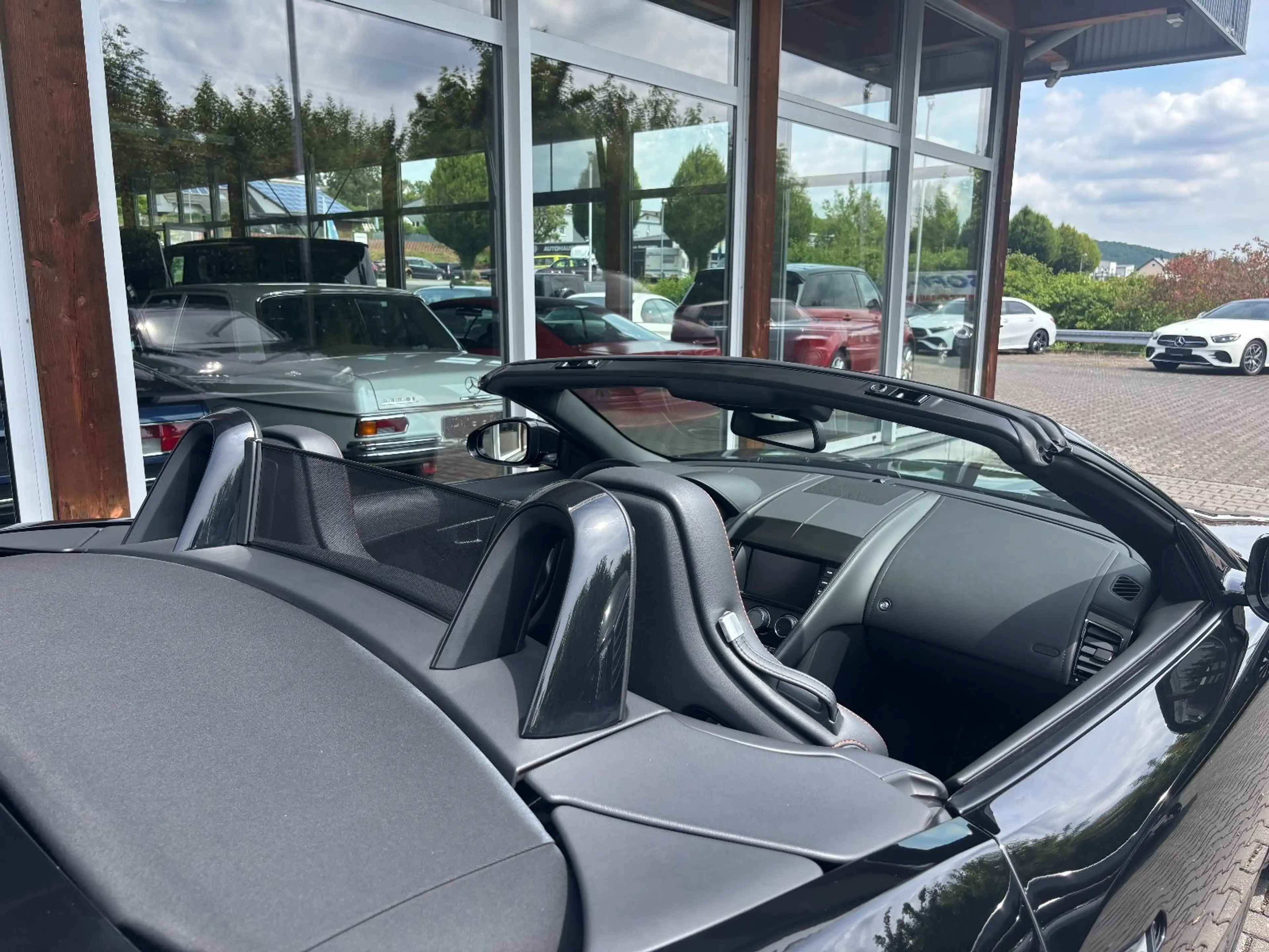 Jaguar F-Type F-TYPE Cabriolet S deutsch Unfallfrei — photo 13