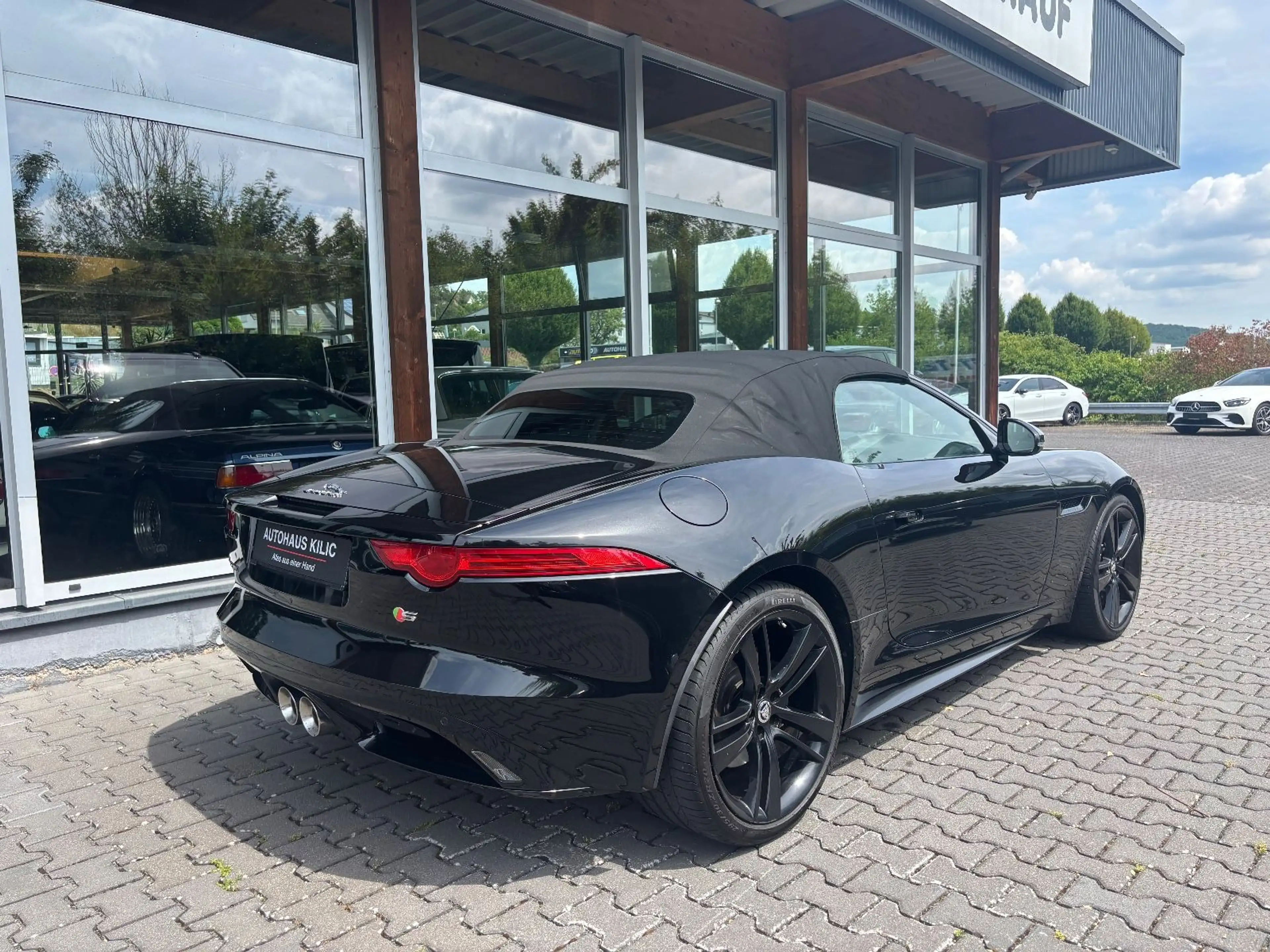 Jaguar F-Type F-TYPE Cabriolet S deutsch Unfallfrei — photo 19