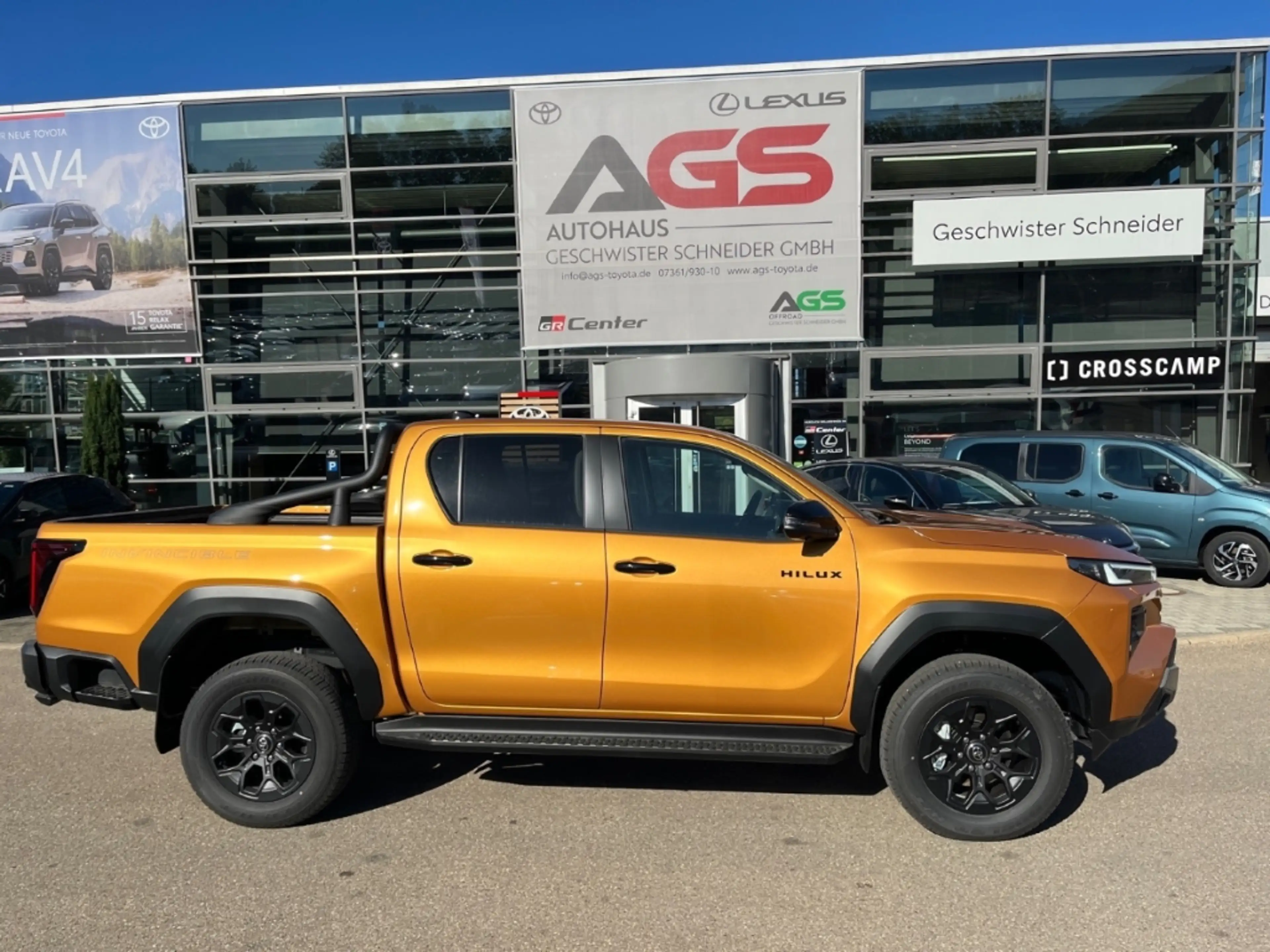 Toyota Hilux Double Cab Invincible 2,8l D-4D MHEV - ON STOCK — photo 3