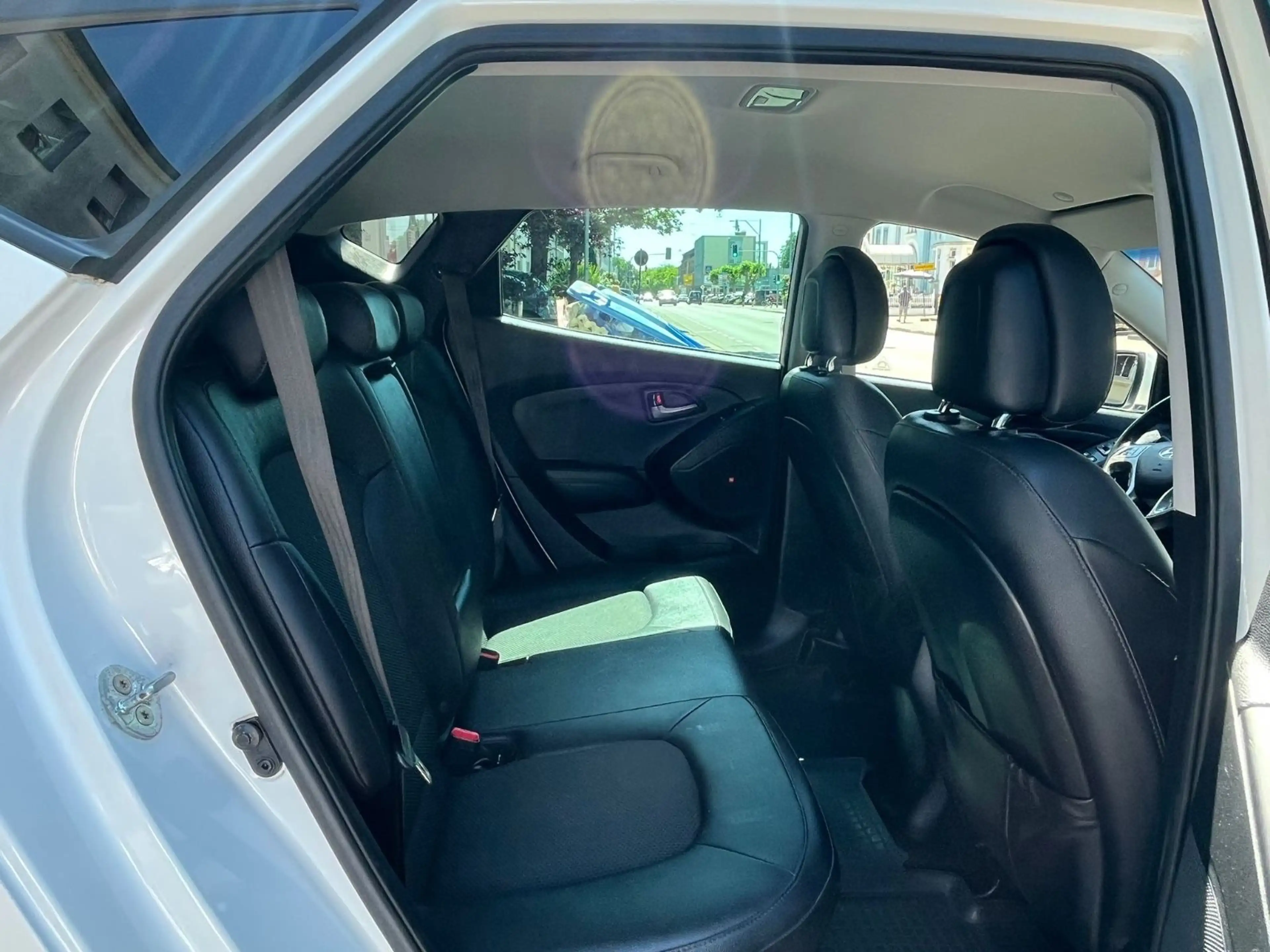 Hyundai iX35 Style AWD 2,0 Automatik, Facelift — photo 13