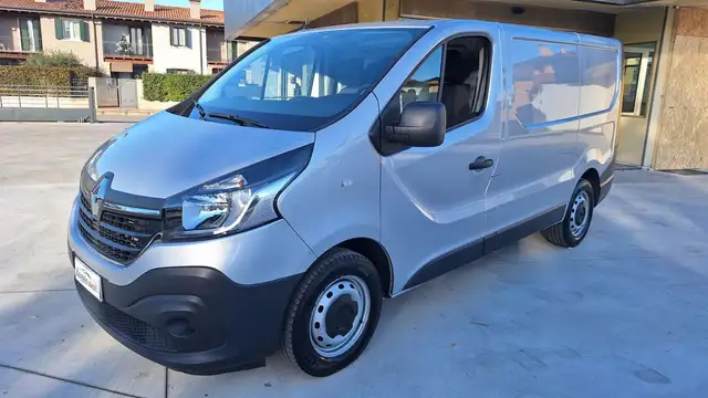 Renault Trafic T27 2.0 dCi 120CV PC-TN-DC Furgone Ice  N°GG735