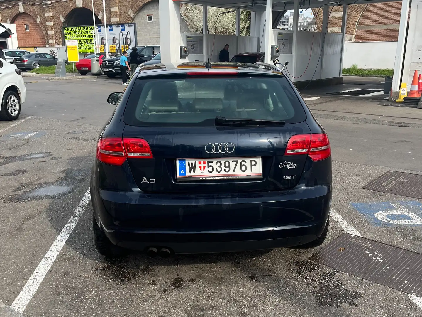 Audi A3 A3 SB 1,8 TFSI Ambiente S-tronic Ambiente Albastru - 2