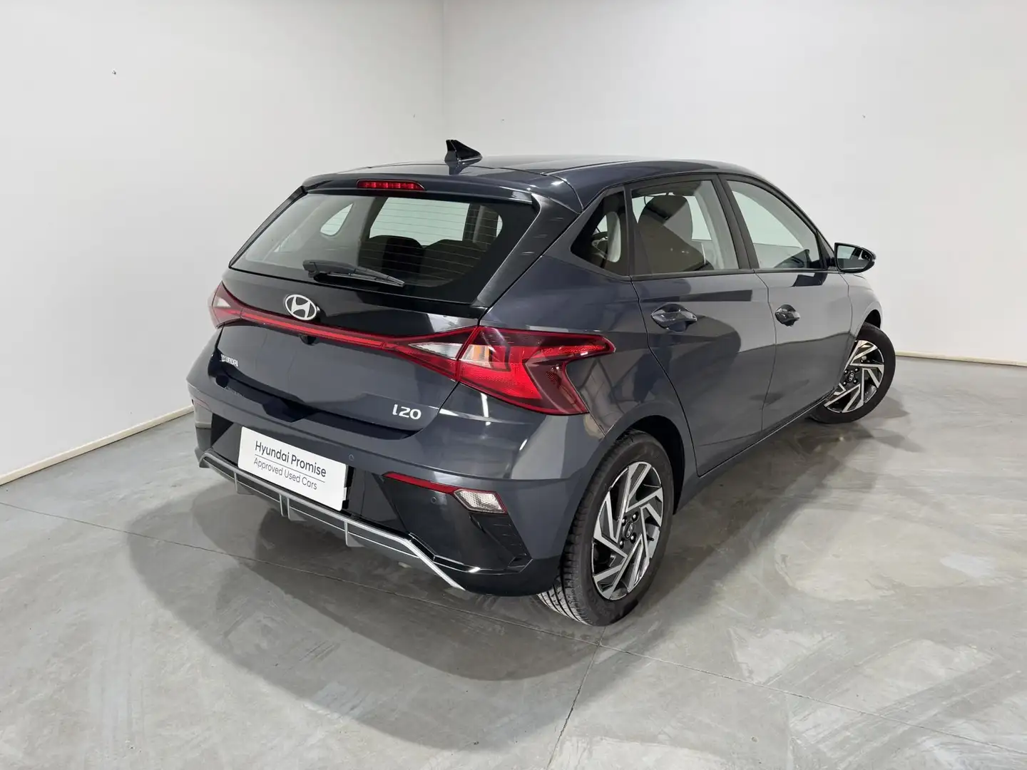 Hyundai i20 1.0 TGDI Klass 100 Gris - 2