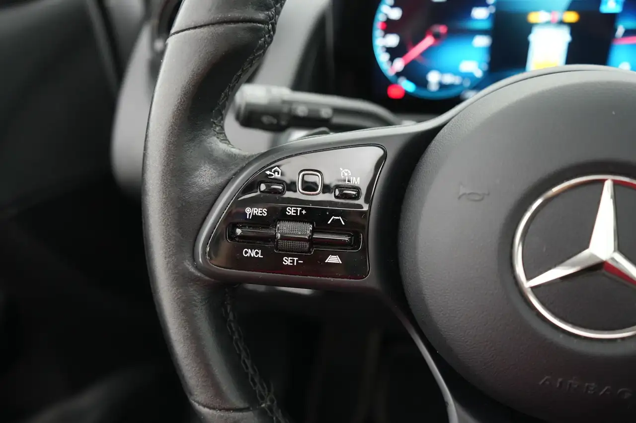 Mercedes-Benz GLB 180dA Business Solution LEDER/STOF GPS PDC CAM Pan, миниатюра 25