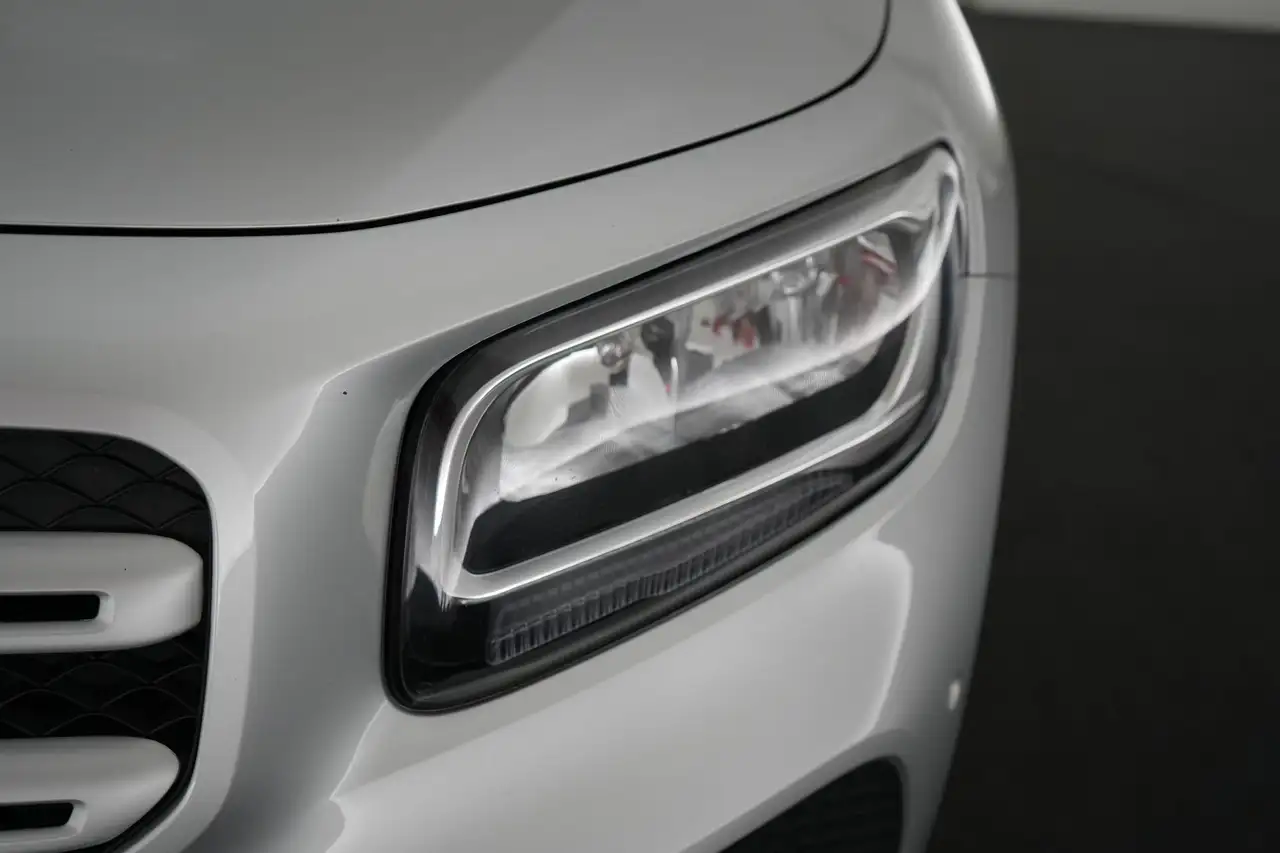 Mercedes-Benz GLB 180dA Business Solution LEDER/STOF GPS PDC CAM Pan, миниатюра 18
