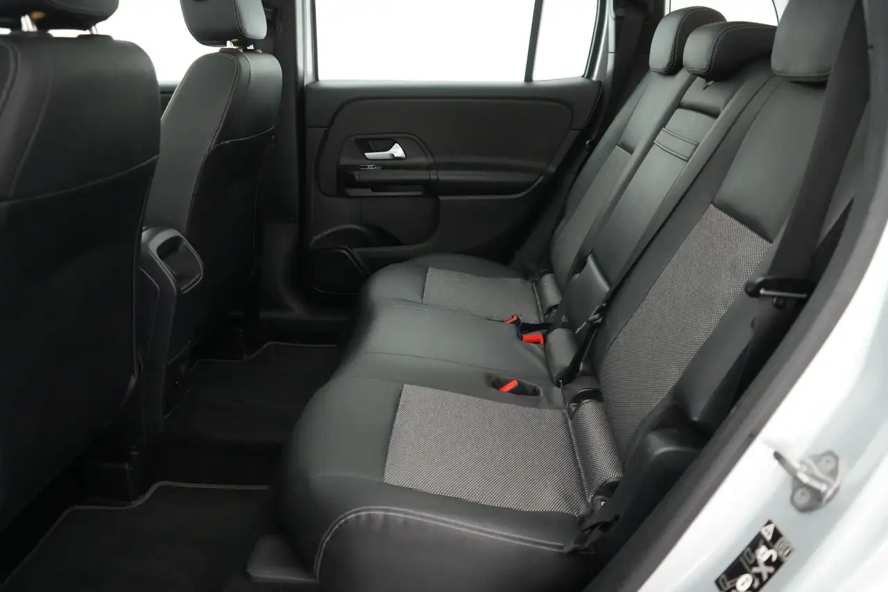 Mercedes-Benz GLB 180dA Business Solution LEDER/STOF GPS PDC CAM Pan, миниатюра 20