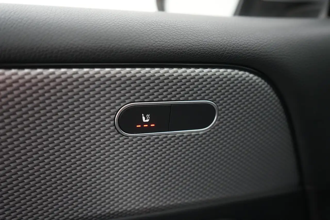Mercedes-Benz GLB 180dA Business Solution LEDER/STOF GPS PDC CAM Pan, миниатюра 24