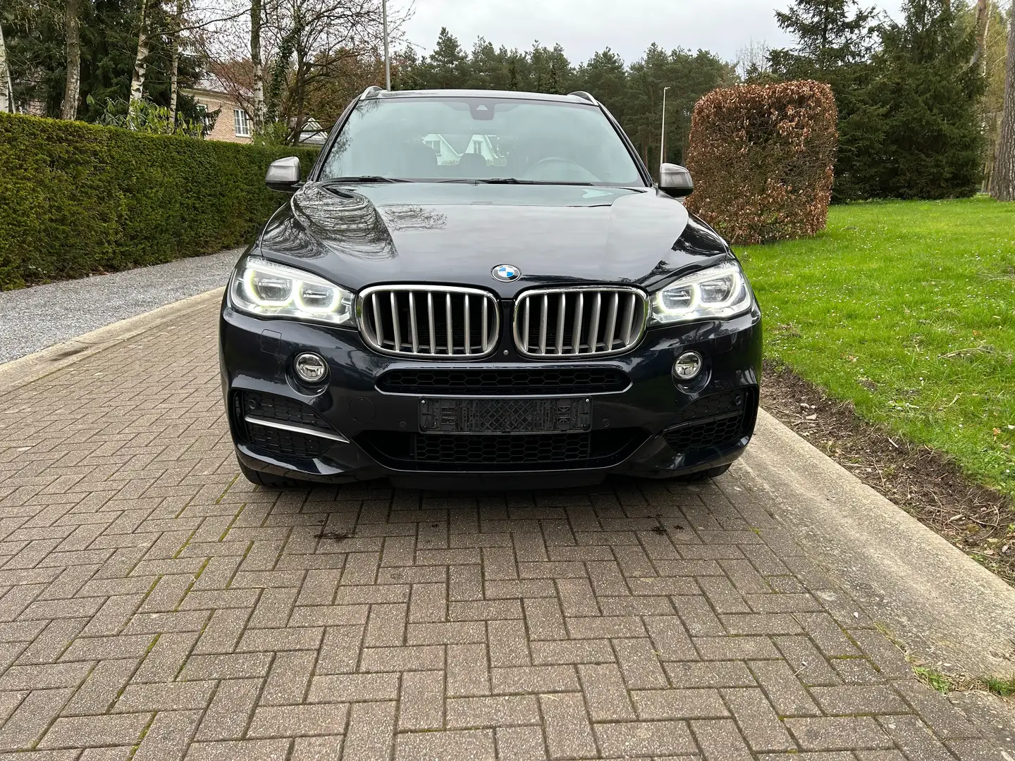 BMW X5 M X5 M50d Sport-Aut. Zwart - 2