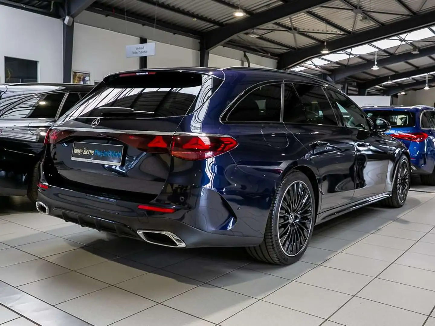 Mercedes-Benz E 300 Te AMG SUPERSCREEN BURMESTER 4D AHK NIGHT Bleu - 2