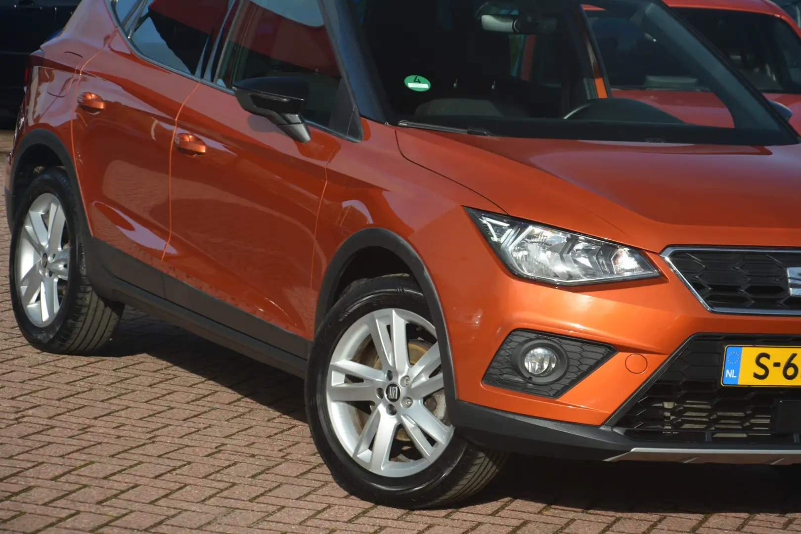 SEAT Arona 1.0 TSI FR | Navigatie | Full link | Drive mode | Oranje - 2