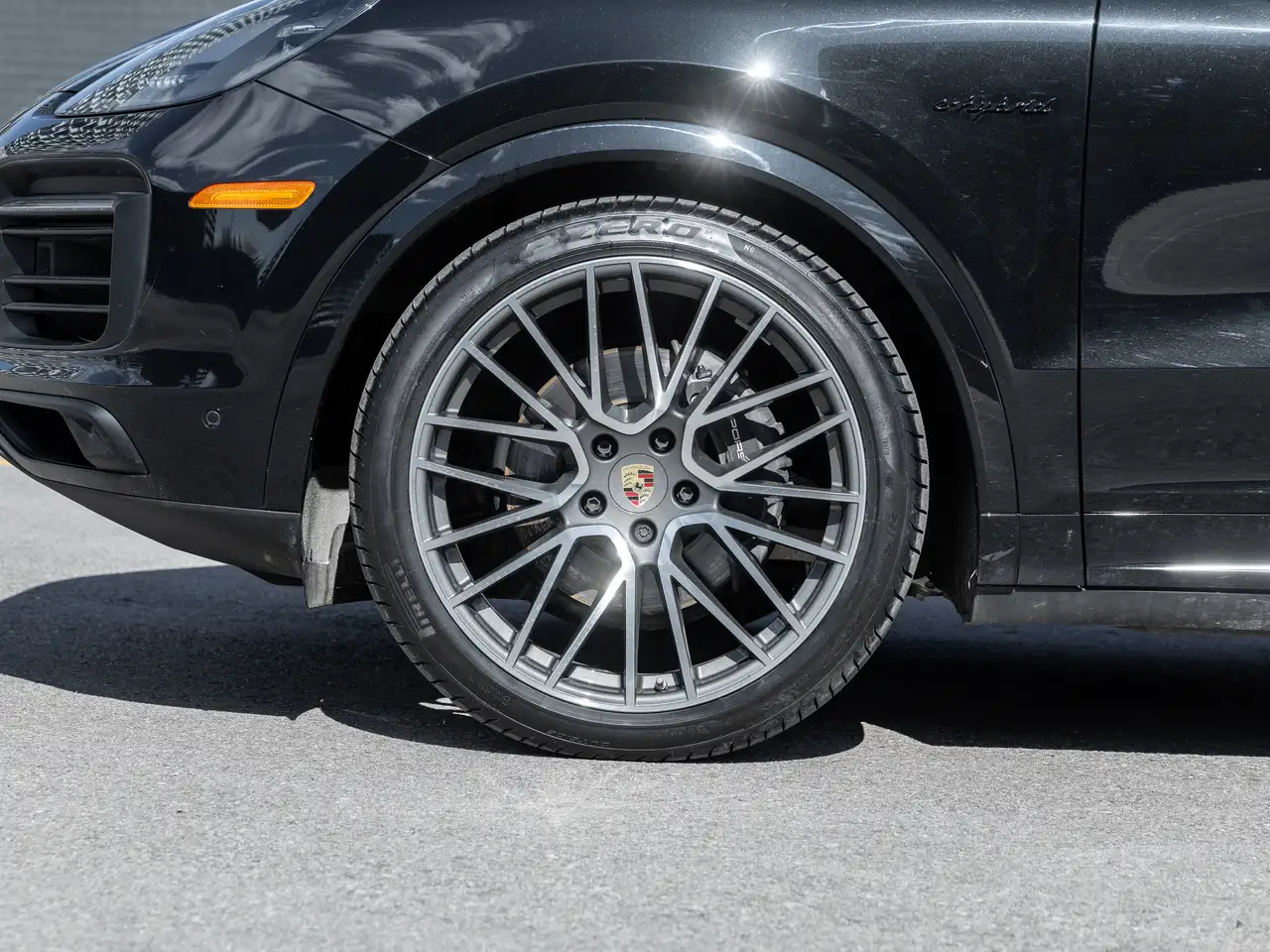 Porsche Cayenne снимка Porsche Cayenne