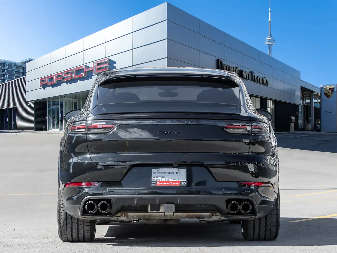 Porsche Cayenne снимка Porsche Cayenne