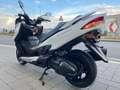 Suzuki Burgman 400 1.FRAUENHAND**NEUZUSTAND**INSPEKTION NEU**2700 KM Blanc - thumbnail 5