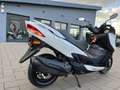 Suzuki Burgman 400 1.FRAUENHAND**NEUZUSTAND**INSPEKTION NEU**2700 KM Blanc - thumbnail 7