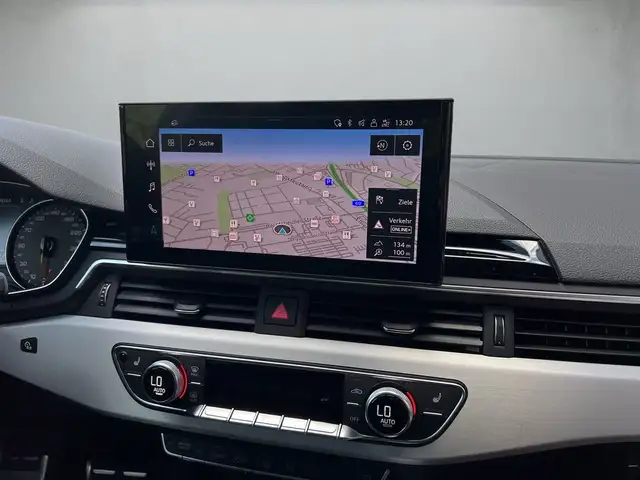 Audi A4 view 10
