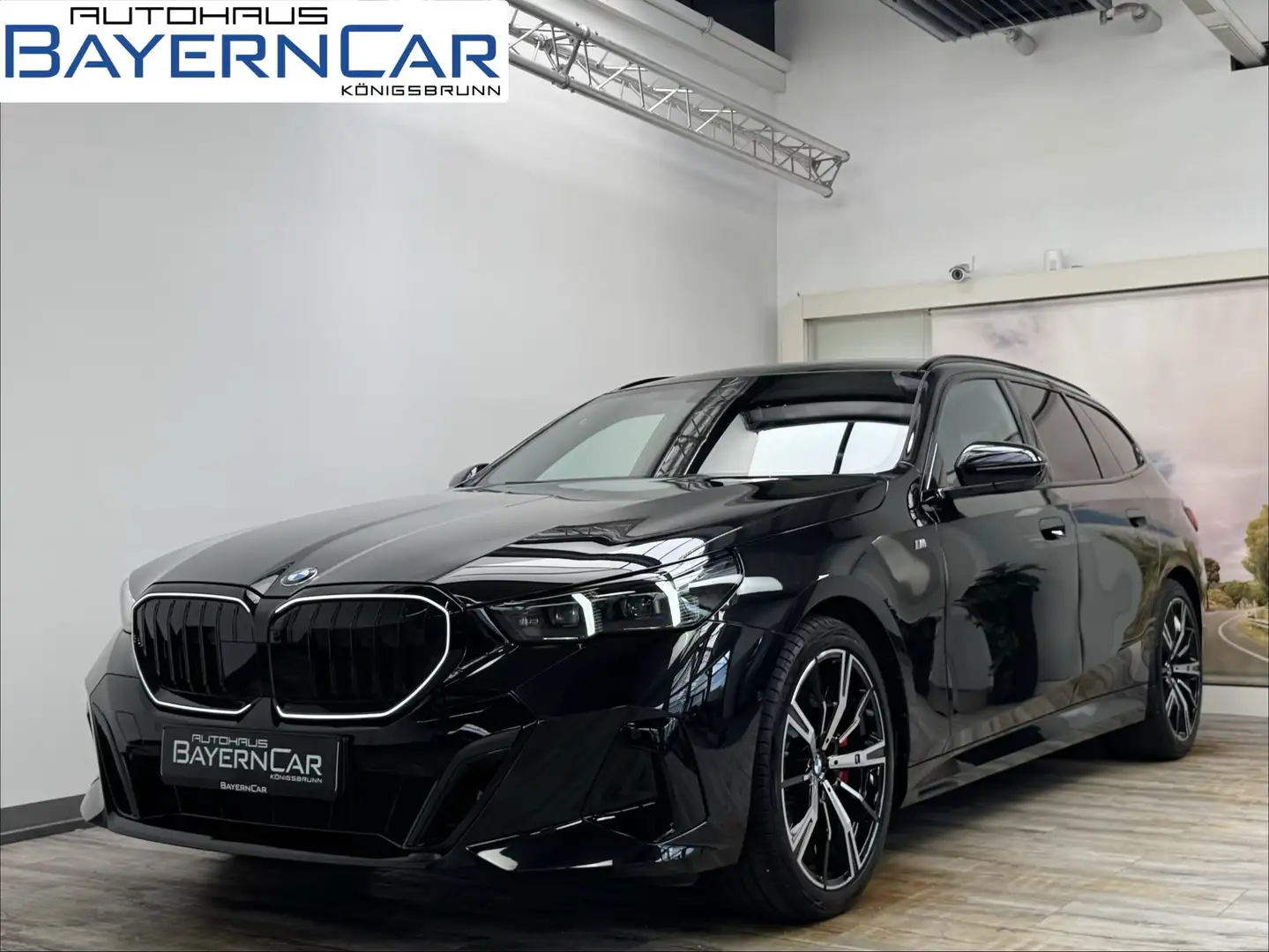 BMW 540 xDrive M Sport Pro 20Zoll AHK Pano Sitzlüft Schwarz - 1