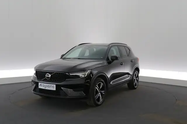Volvo XC40 2.0 B3 MHEV Plus Dark Design LED GPS PDC CAM H/K