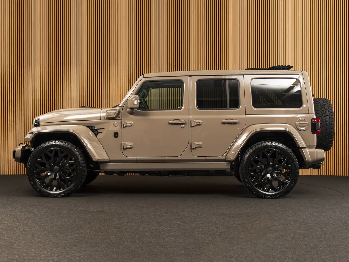 Jeep Wrangler BRUTE Gris - 2