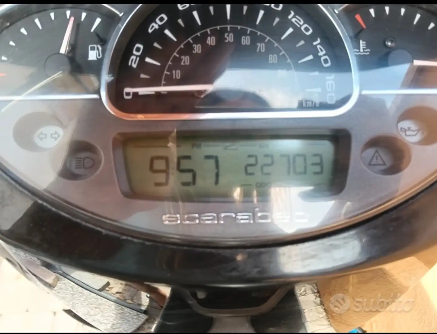 Aprilia Scarabeo 200 IE Negro - 1