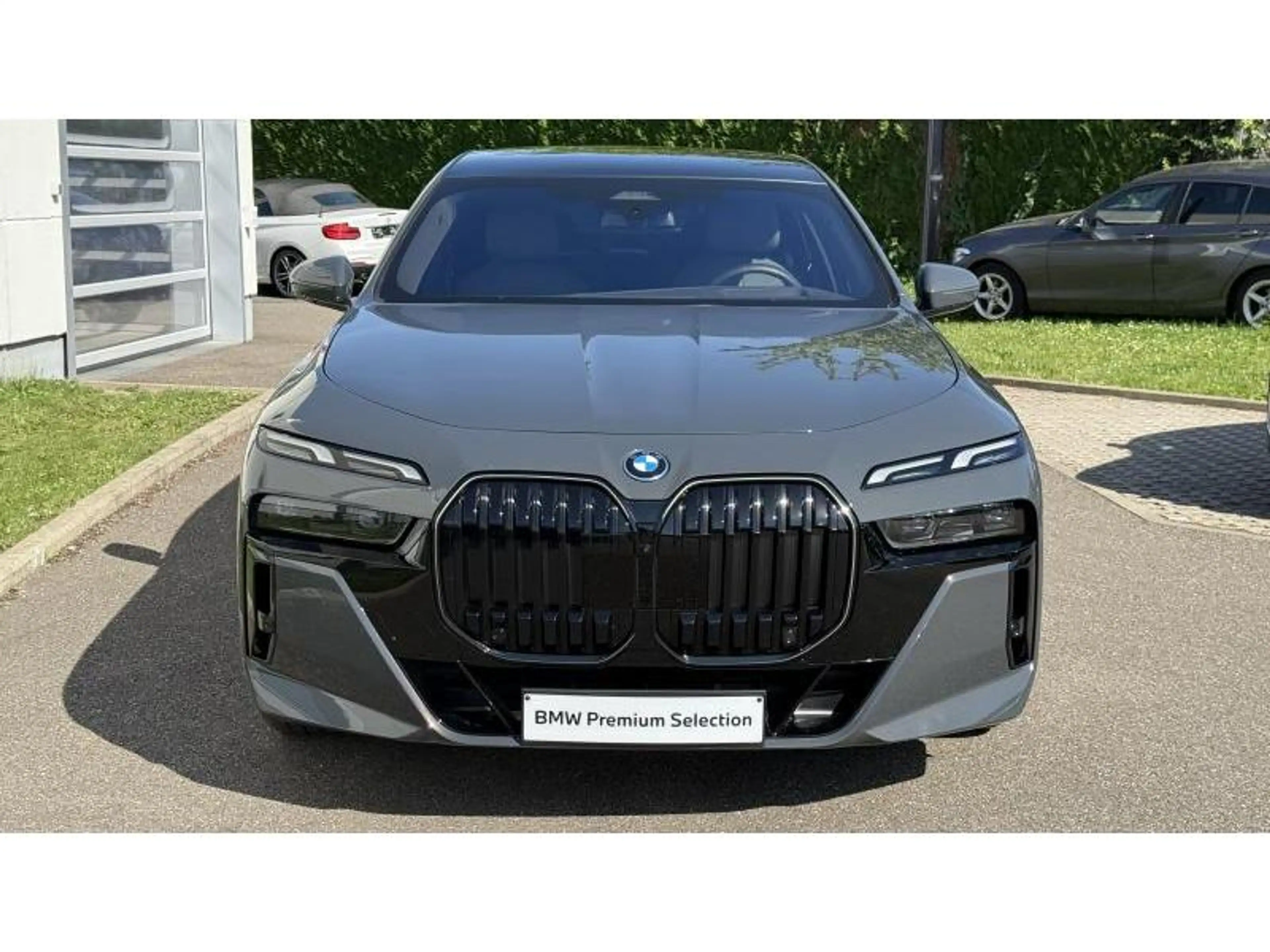 BMW i7 eDrive 50 M Sport Pack Pro Shadow Line Toit Panora — photo 2