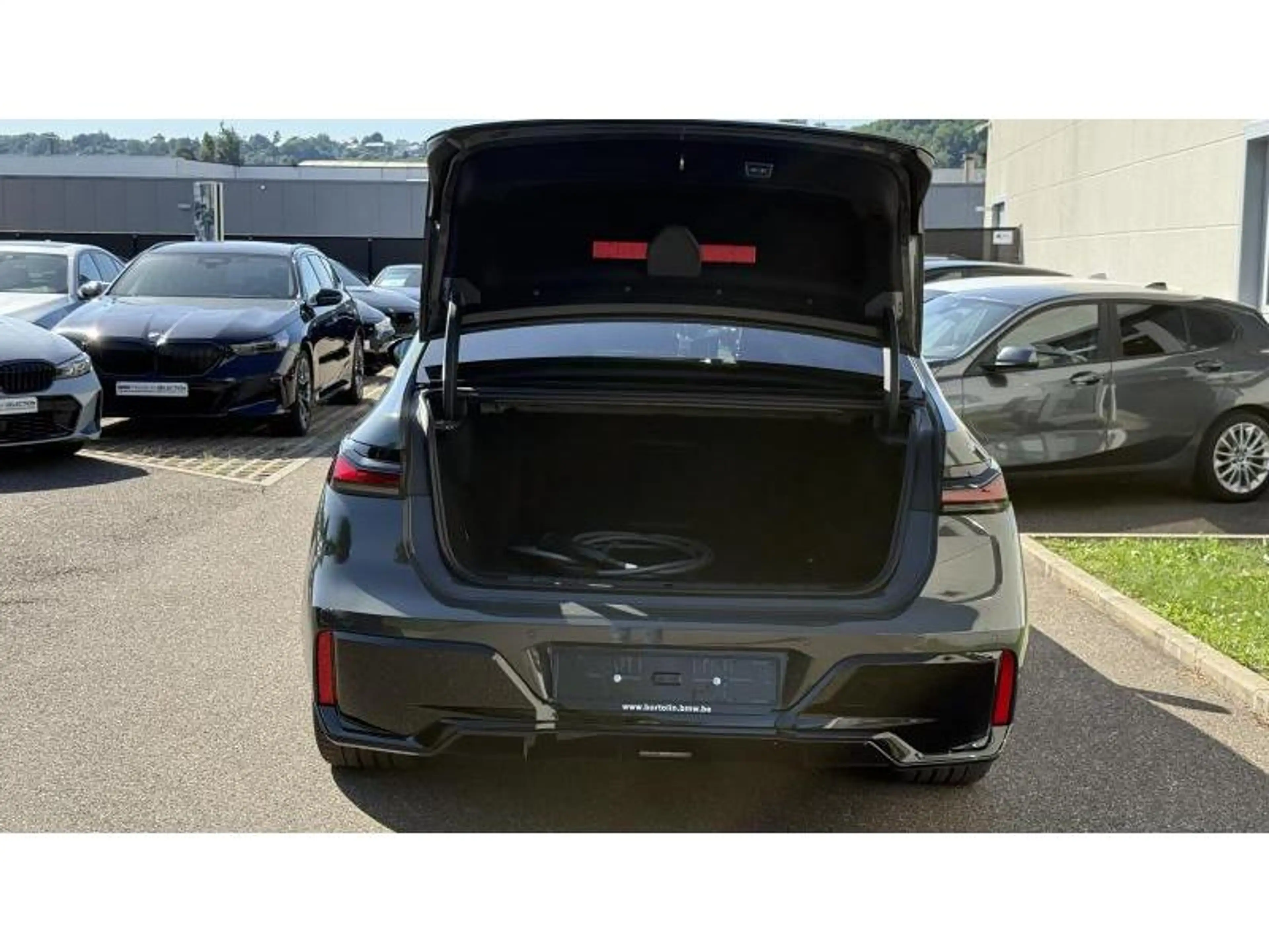 BMW i7 eDrive 50 M Sport Pack Pro Shadow Line Toit Panora — photo 10
