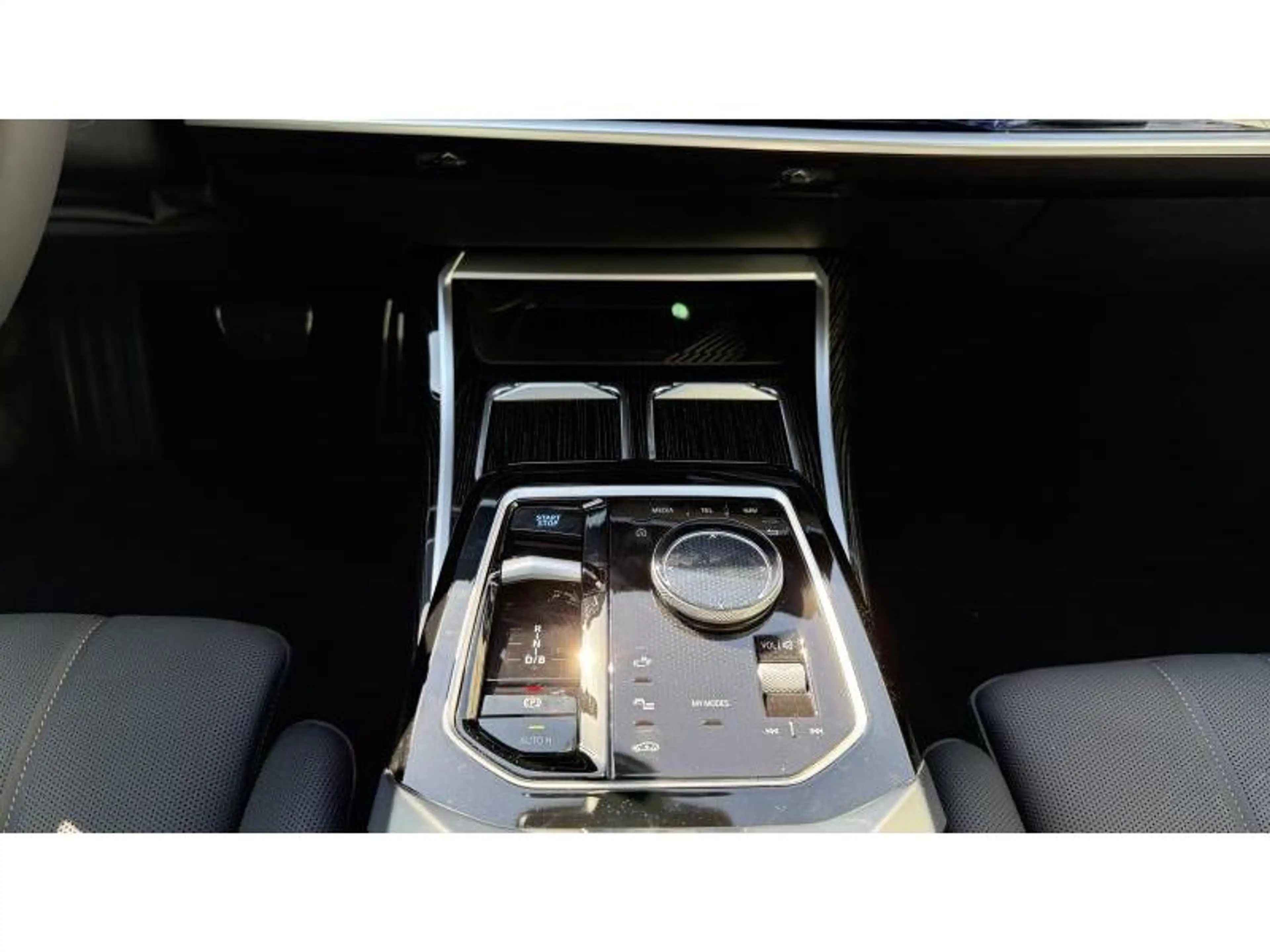 BMW i7 eDrive 50 M Sport Pack Pro Shadow Line Toit Panora — photo 15