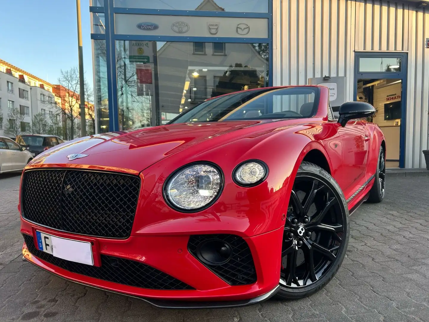 Bentley Continental GTC S V8*NAIM*CARBON Červená - 1