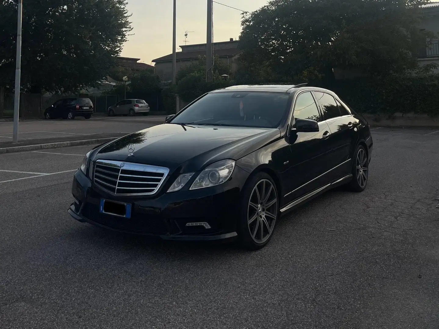 Mercedes-Benz E 350 cdi Avantgarde AMG 265cv Nero - 1