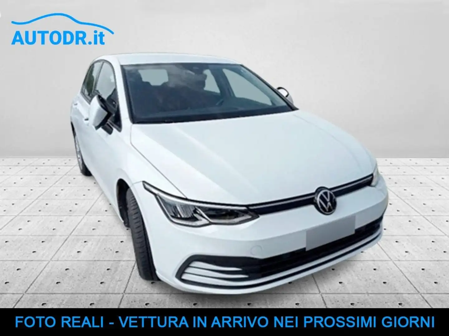 Volkswagen Golf 1.5 TGI 130cv DSG Life VIRTUAL CARPLAY ACC KM CERT Bianco - 2