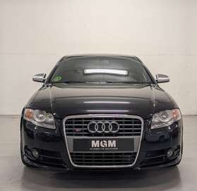 4.2 V8 quattro Tiptronic